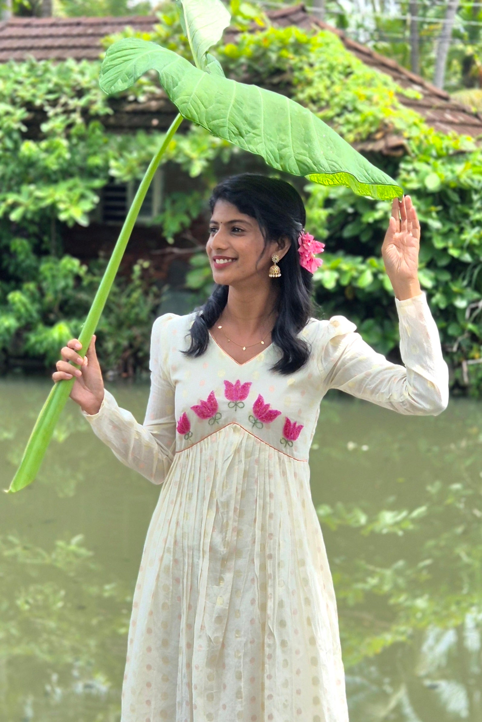 NR0188 - 'Kamala' - Onam Kurta