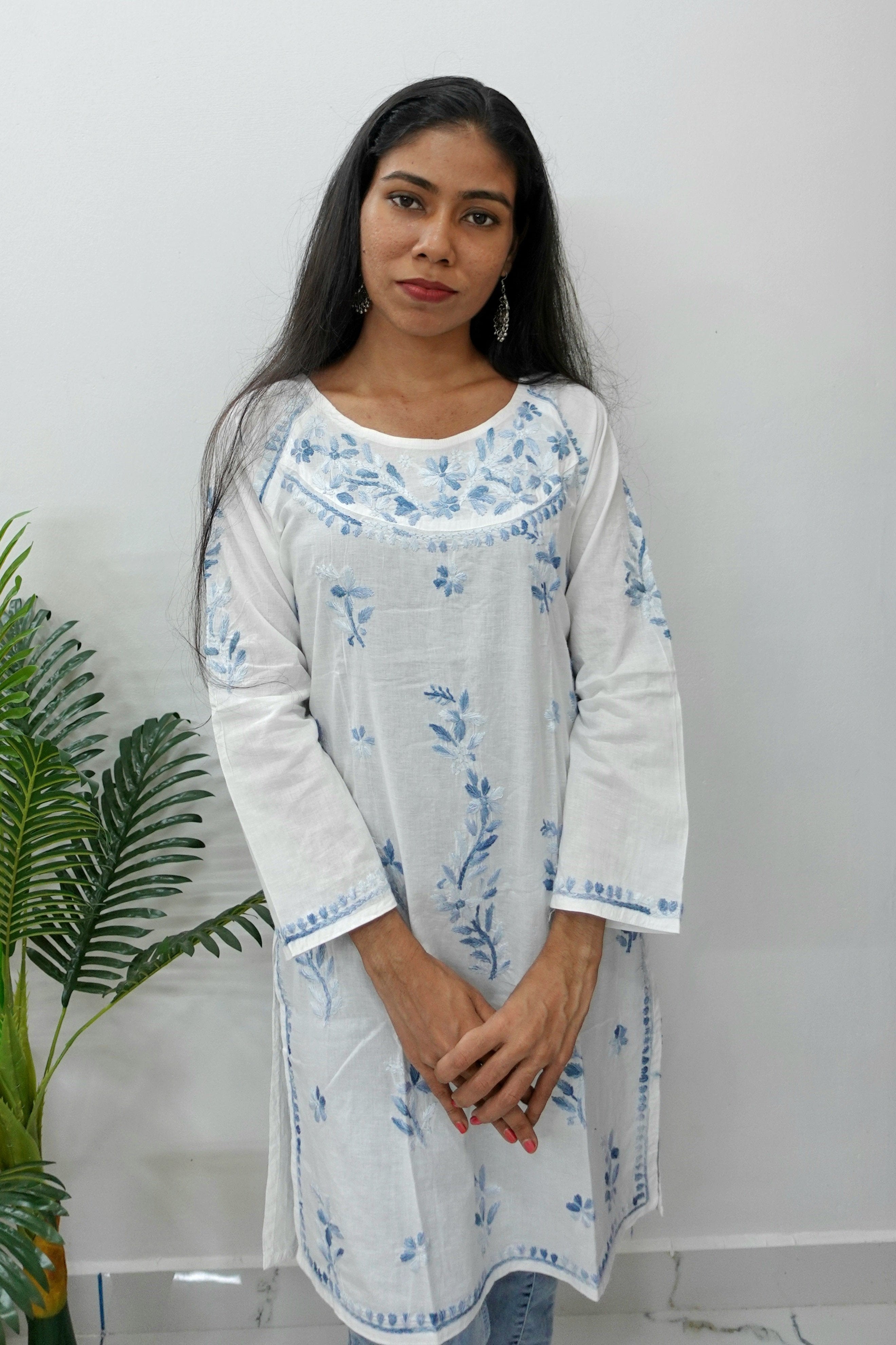 NR0112 - Chikankari Short Kurti with 3-Shaded Thread