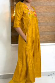 NR0187 - Co-Ord Set with Embroidery & Pocket (Yellow)