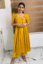 NR0187 - Co-Ord Set with Embroidery & Pocket (Yellow)
