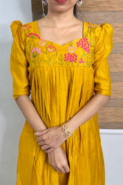 NR0187 - Co-Ord Set with Embroidery & Pocket (Yellow)