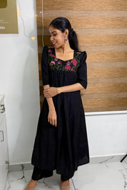 NR0186 - Co-Ord Set with Embroidery & Pocket (Black)