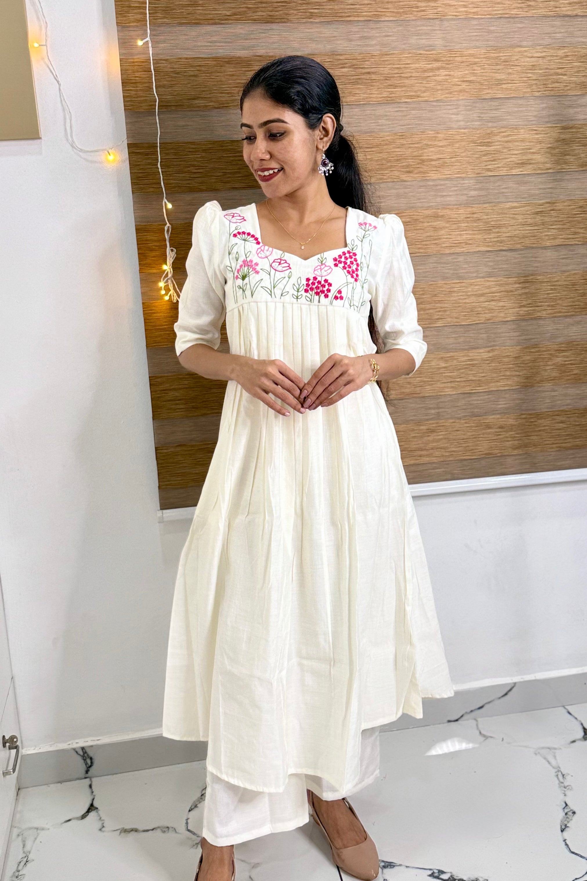 NR0184 - Co-Ord Set with Embroidery & Pocket (Off-White)