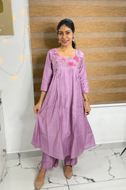 NR0219 - Embroidery Co-Ord Set with Pocket (Lavender)