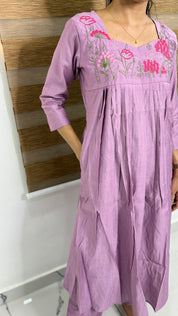 NR0219 - Embroidery Co-Ord Set with Pocket (Lavender)