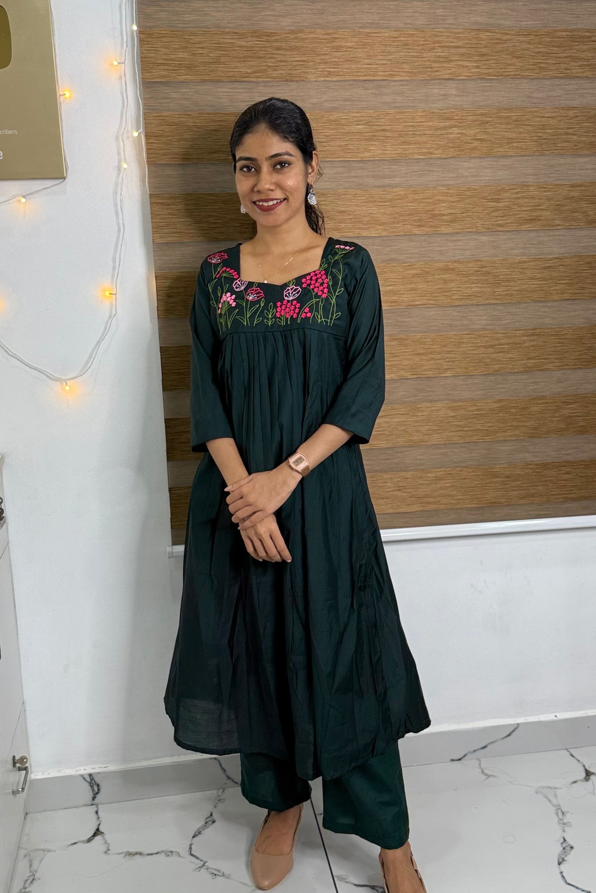 NR0218 - Embroidery Co-Ord Set with Pocket (Bottle Green)