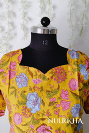 NR0111 - Cotton Floral Printed Kurta with Sweetheart Neck