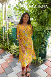 NR0111 - Cotton Floral Printed Kurta with Sweetheart Neck